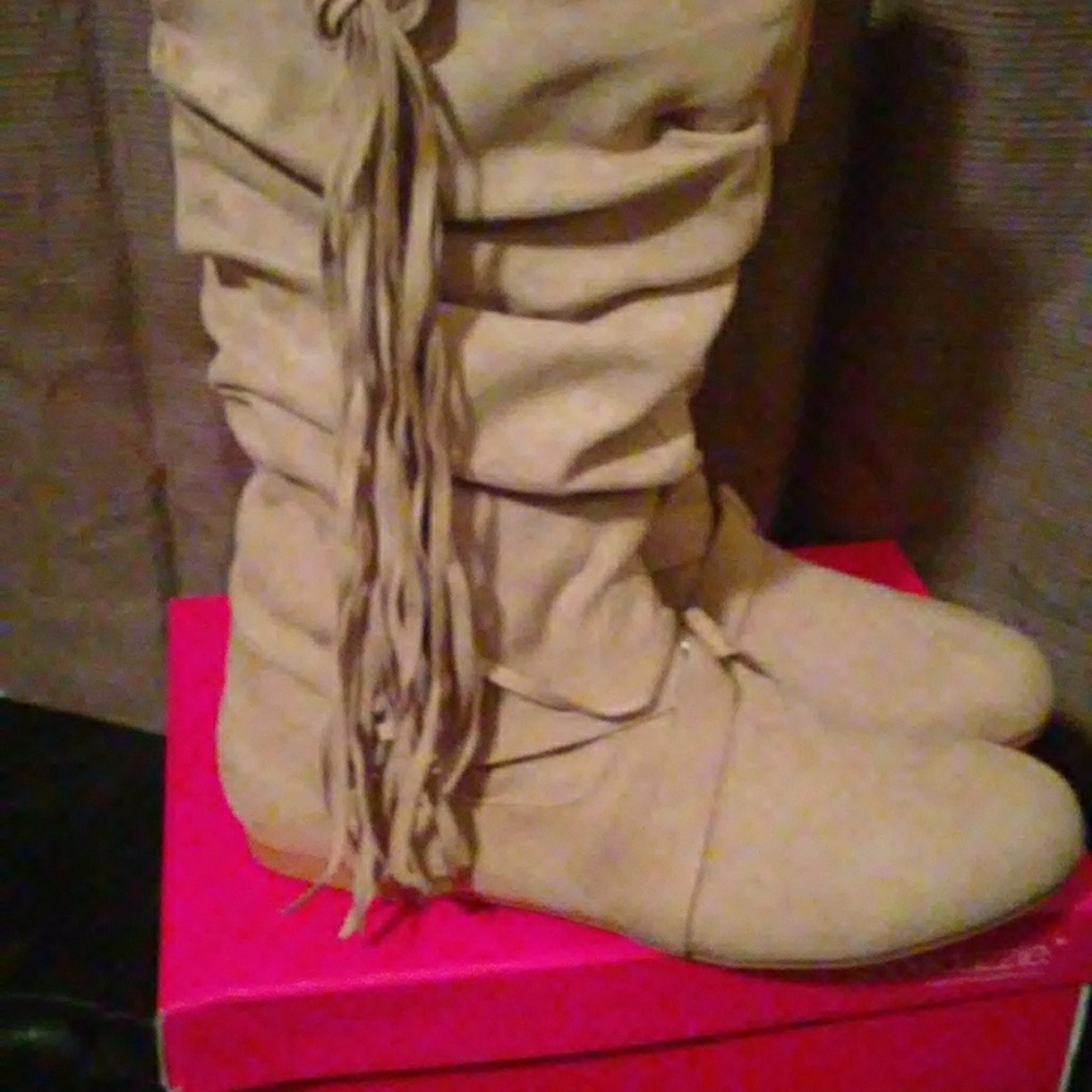 Womens size 6.5 boots